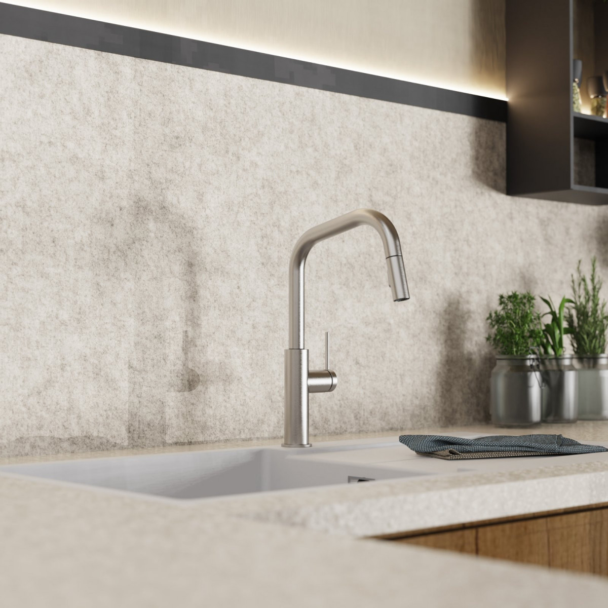 Rana Edge, Kitchen faucet with edged spout and pull-down spray in brushed nickel