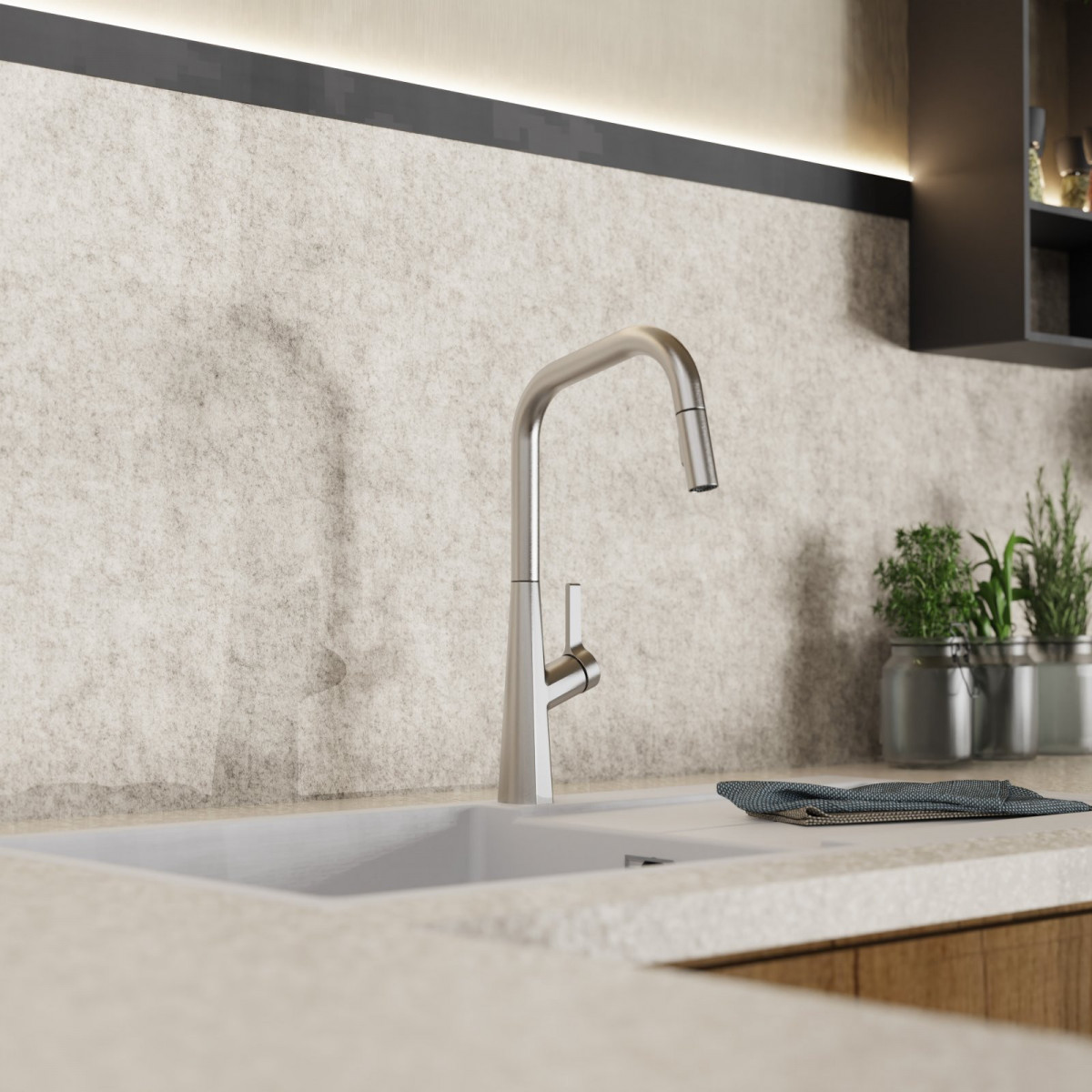 Keid Edge, Kitchen faucet with edged spout and pull-down spray in brushed nickel