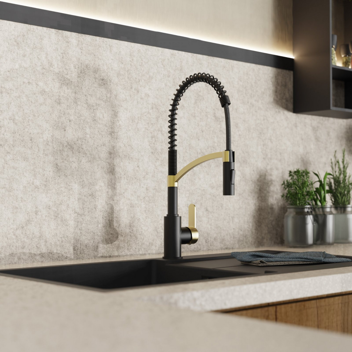 Felis Semi Pro kitchen faucet in matte black and brushed gold | Wasserwerk