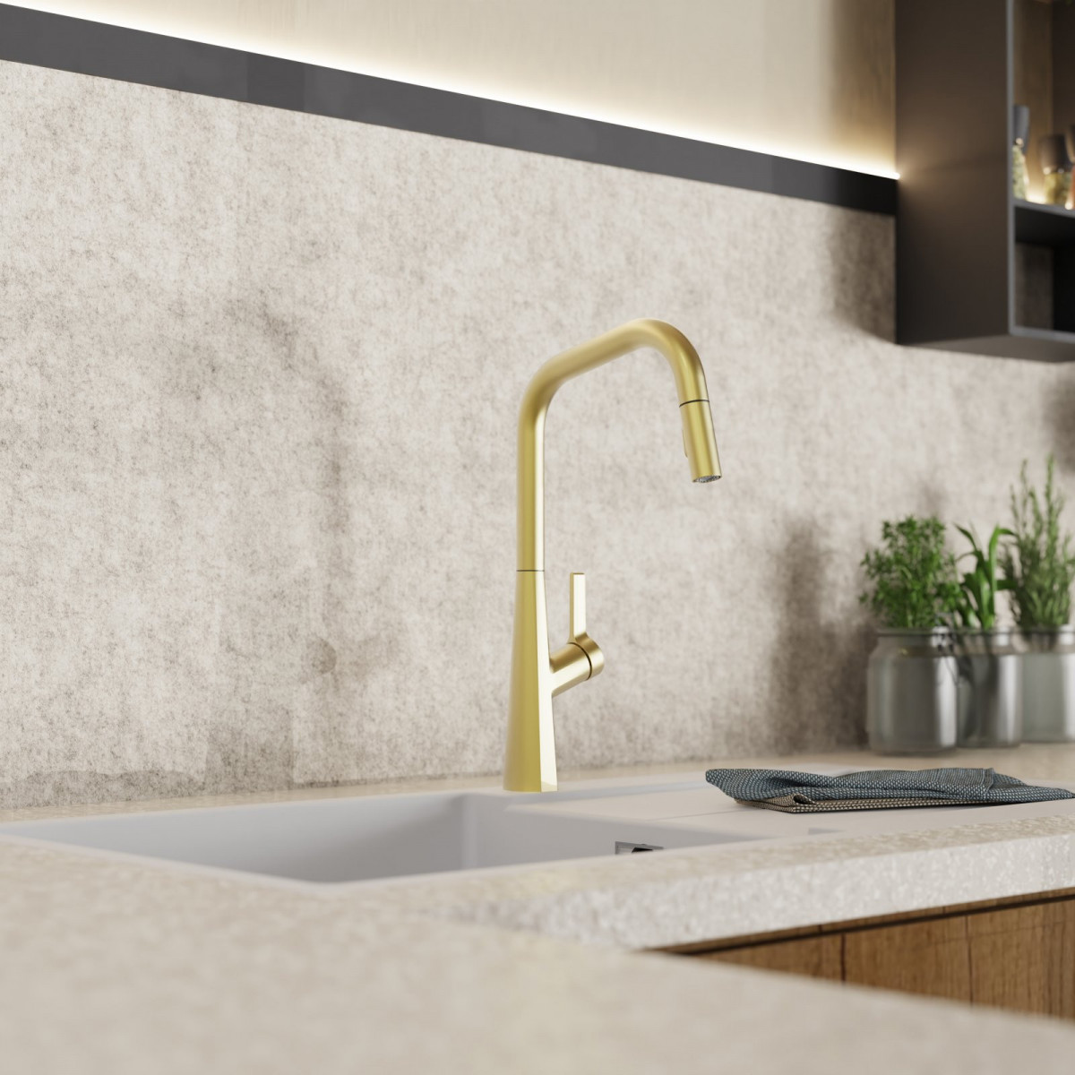 Keid Edge kitchen faucet in brushed gold | Wasserwerk